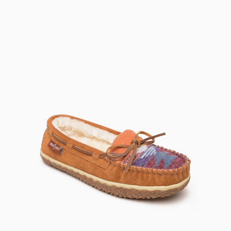Tilia Womens Moccasin, Fur-Lined