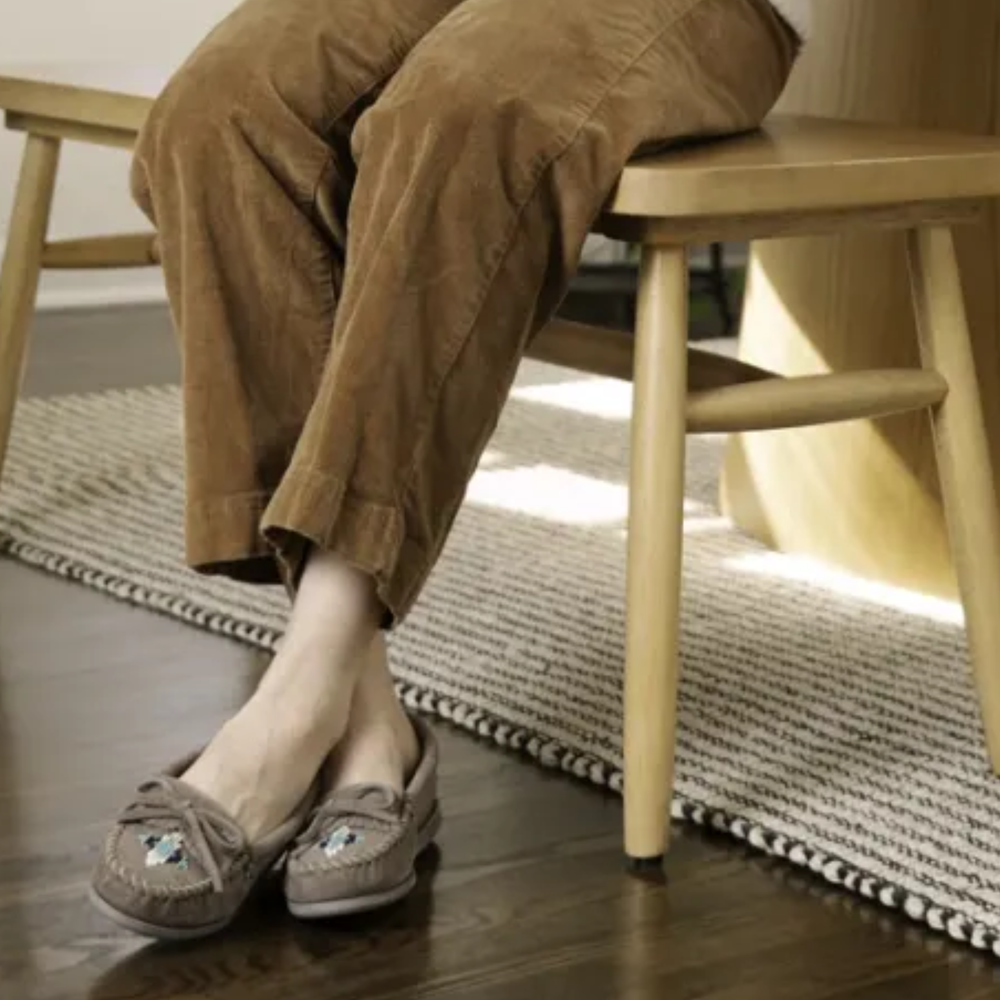 Womens Nizhoni Beaded Moccasin