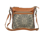 DIZZY CIRCLE SMALL & CROSSBODY BAG