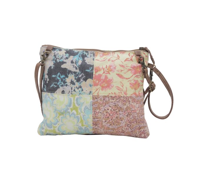 
            
                Load image into Gallery viewer, LE PICCOLO SMALL &amp;amp; CROSSBODY BAG
            
        